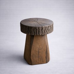 STOL TRZIN'C iz enega kosa...